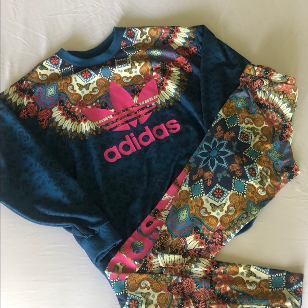 Women’s sweatshirt leggings Adidas set